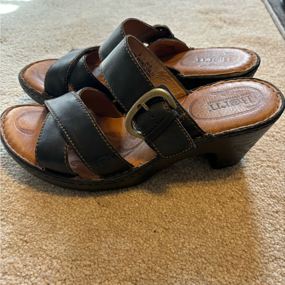 BOC Born sandals
